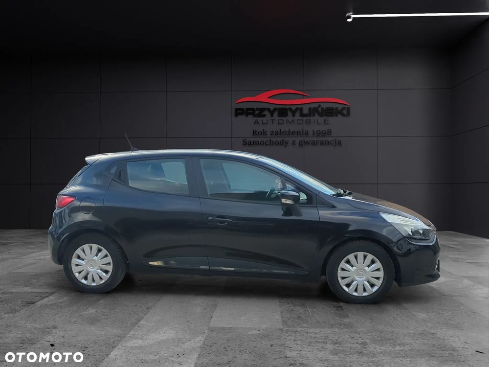 Renault Clio 1.2 16V 75 Dynamique - 10