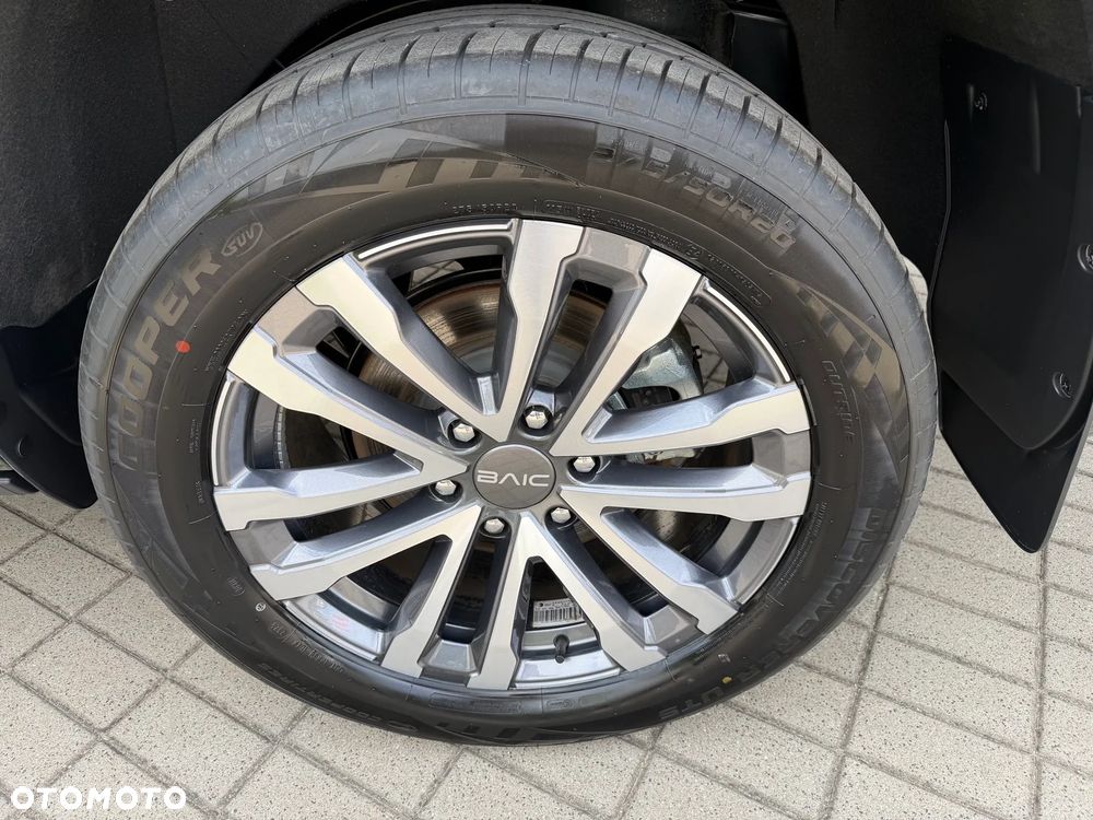 BAIC BJ60 2.0 mHEV Flagship 4x4 - 11
