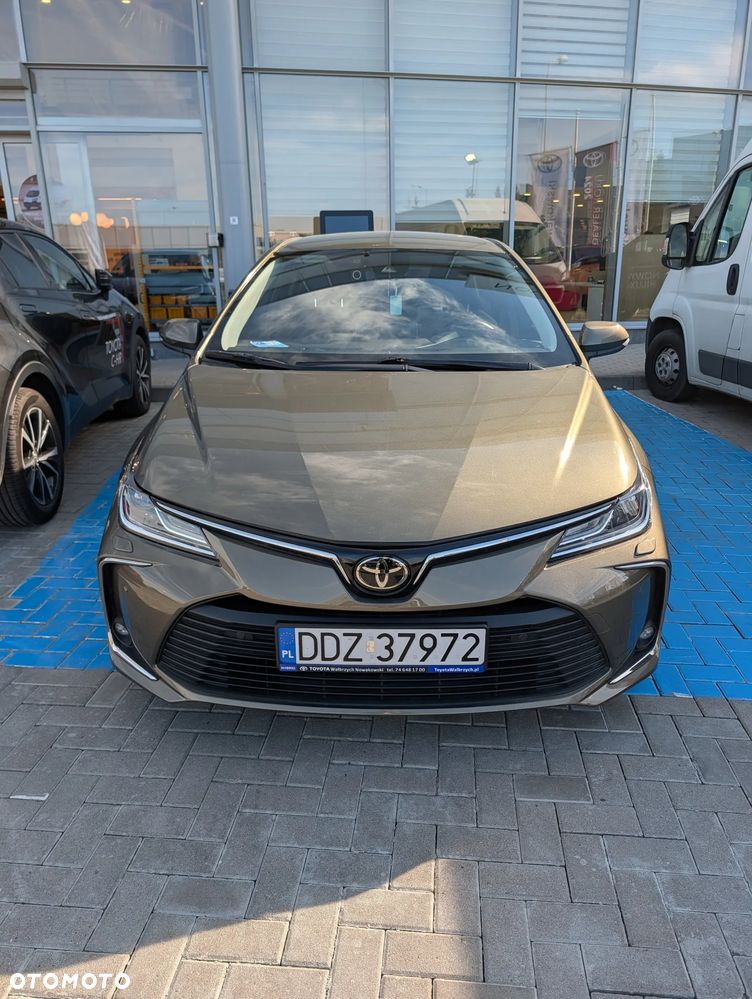 Toyota Corolla - 1