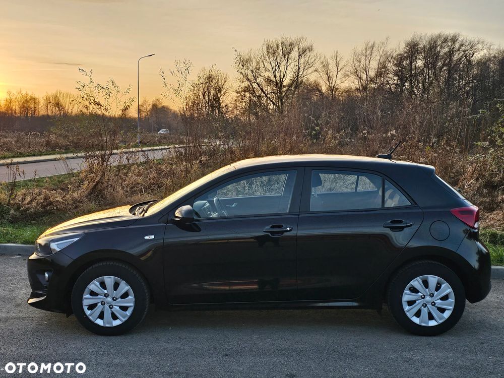 Kia Rio - 9
