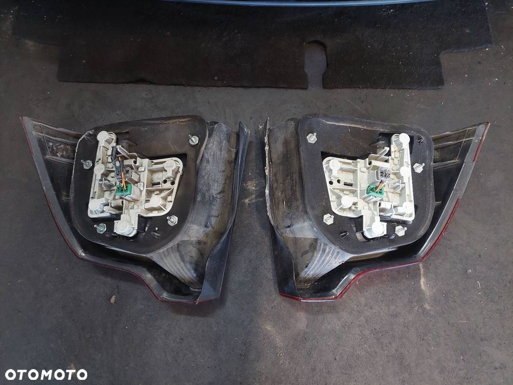 KOMPLETNY TYŁ KLAPA BAGAŻNIKA ZDERZAK TYŁ LAMPY VOLVO S40 II 019-26 - 14
