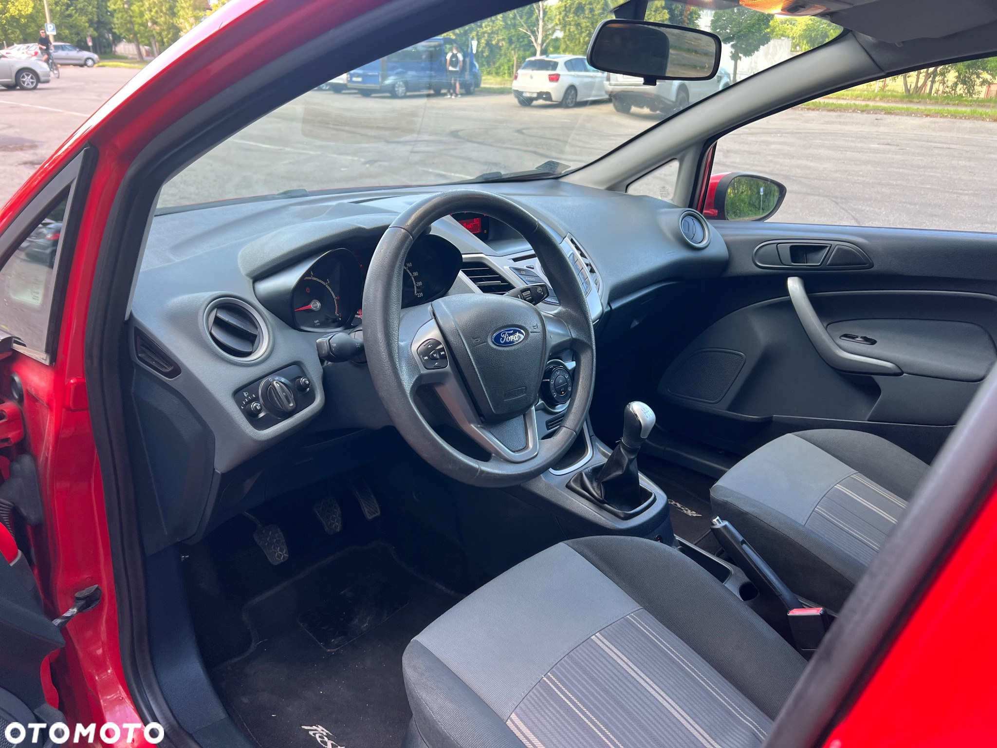 Ford Fiesta - 12