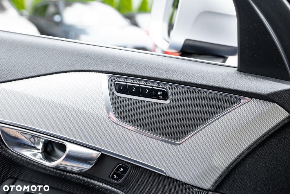Volvo XC 90 T6 AWD R-Design - 30
