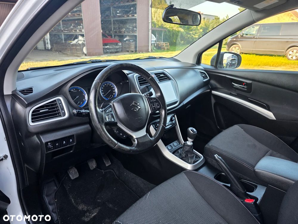 Suzuki SX4 S-Cross 1.6 DDiS 4x4 Comfort - 15