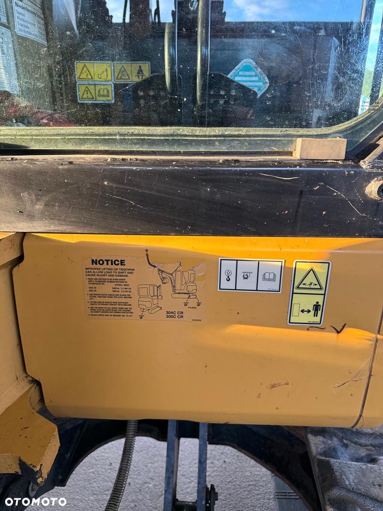 Caterpillar - 25