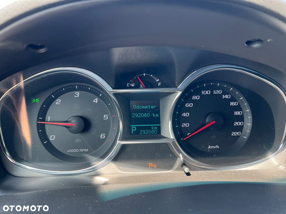 Chevrolet Captiva - 11