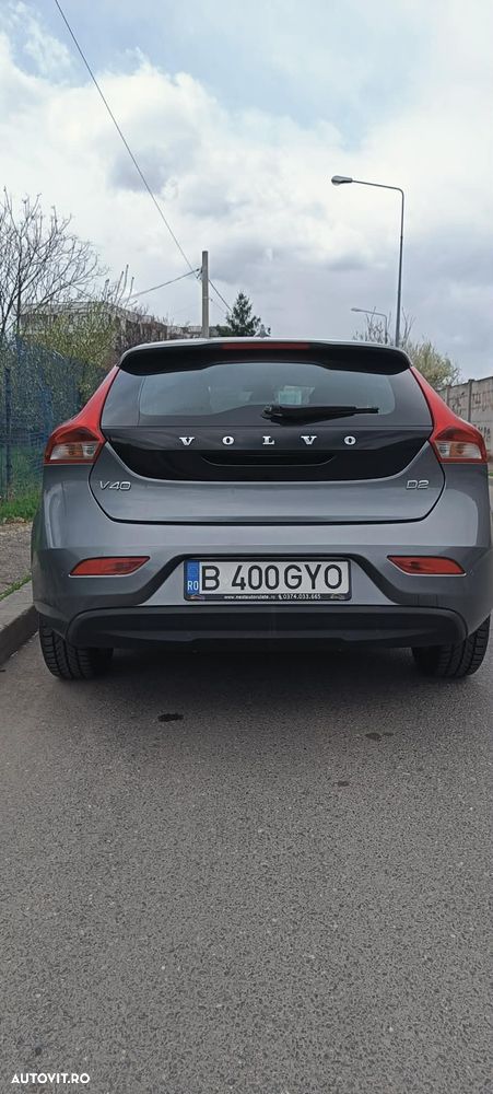 Volvo V40 - 2