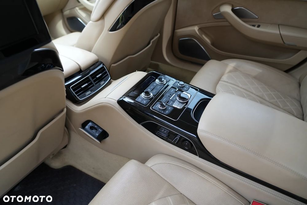 Audi A8 3.0 TDI clean diesel L Quattro - 28