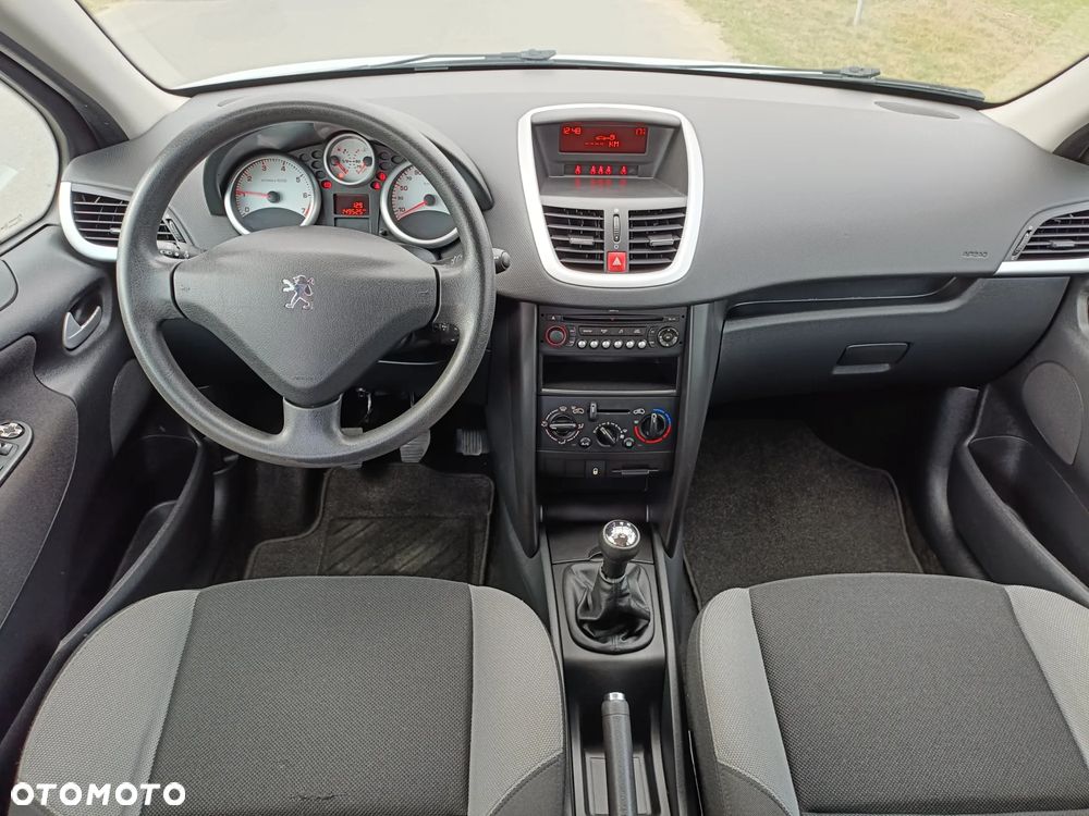 Peugeot 207 75 Tendance - 7