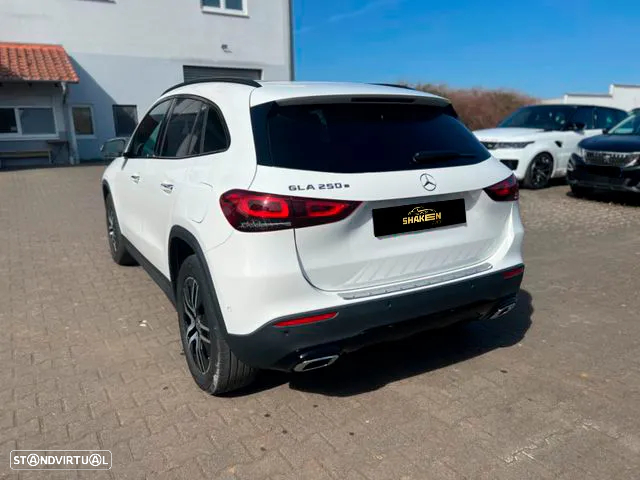 Mercedes-Benz GLA 250 e Progressive - 5