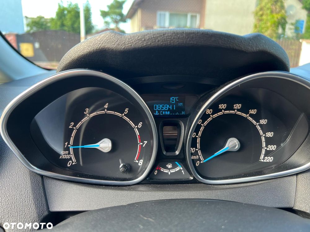 Ford Fiesta 1.0 EcoBoost Titanium - 5