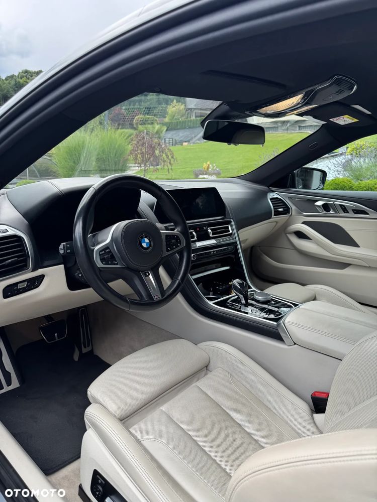 BMW Seria 8 840i xDrive - 4