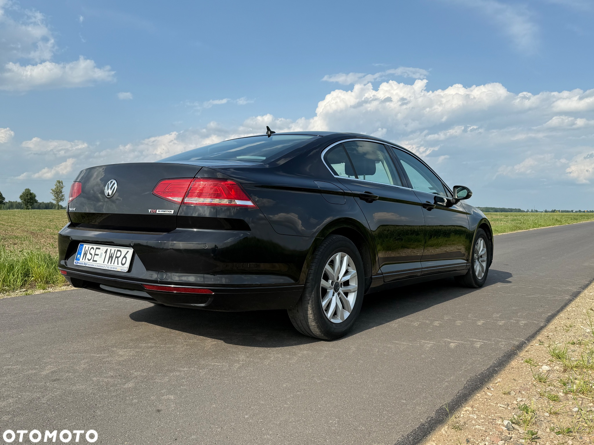 Volkswagen Passat Variant 1.6 TDI (BlueMotion Technology) DSG Comfortline - 3