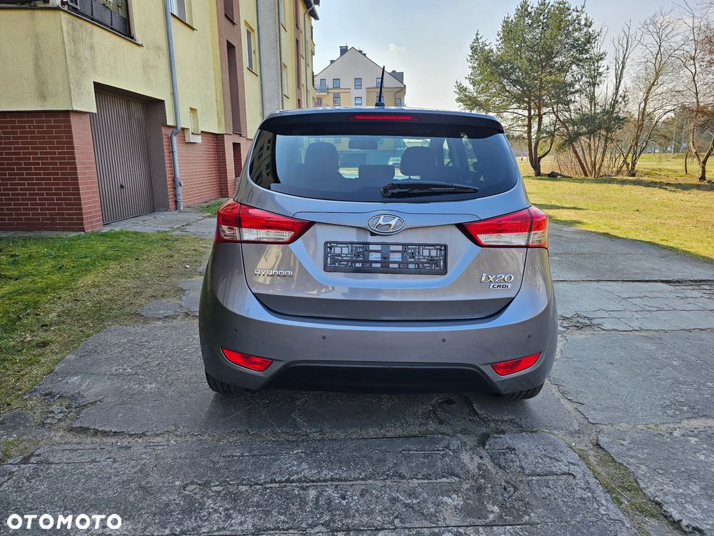 Hyundai ix20 1.6 CRDi blue Passion - 8