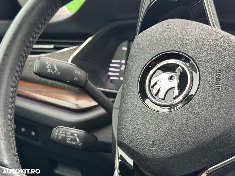 Skoda Octavia Combi 2.0 TDI 4x4 DSG Scout - 15