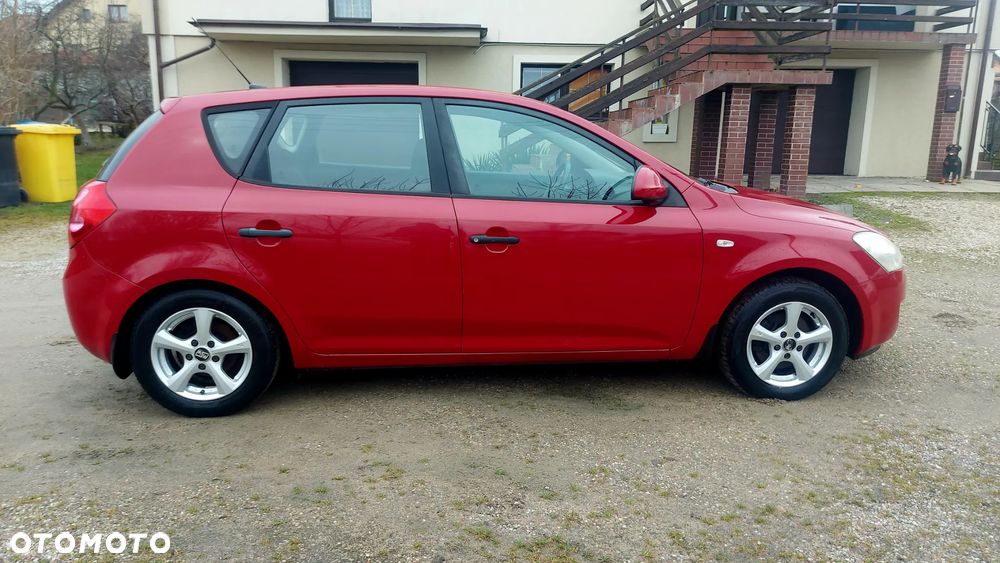 Kia Ceed 1.4 CVVT Attract - 7