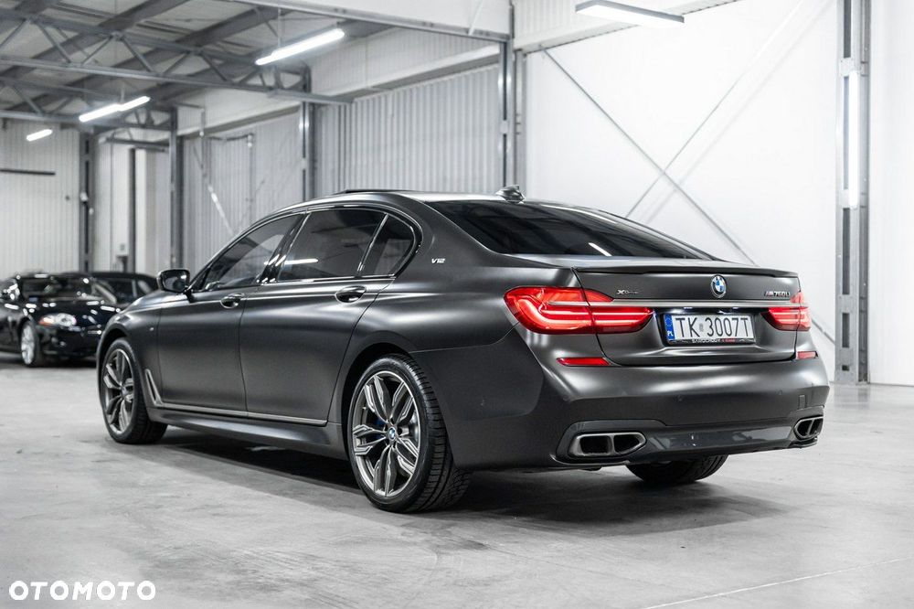 BMW Seria 7 M760Li xDrive - 9