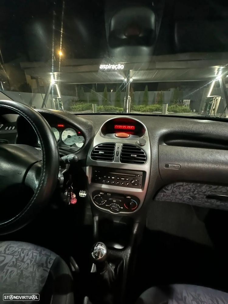 Peugeot 206 1.4 Quicksilver - 11