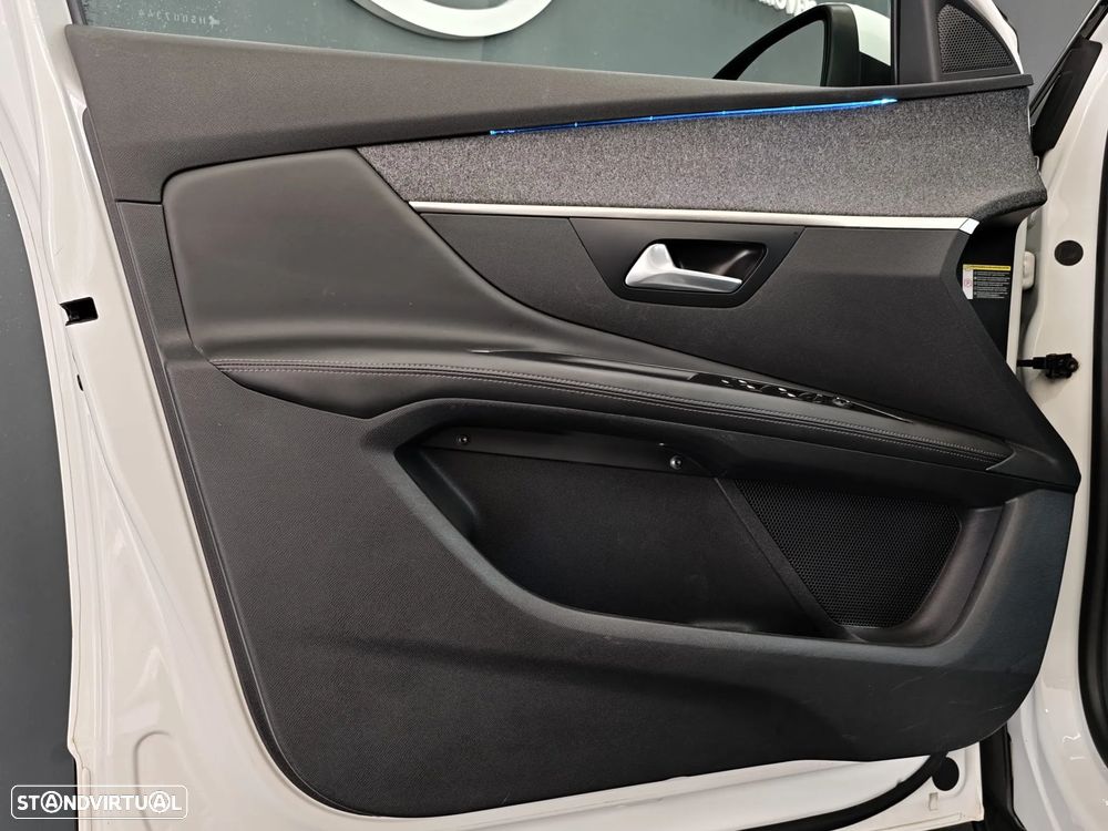 Peugeot 3008 PureTech 130 Stop & Start Allure - 23