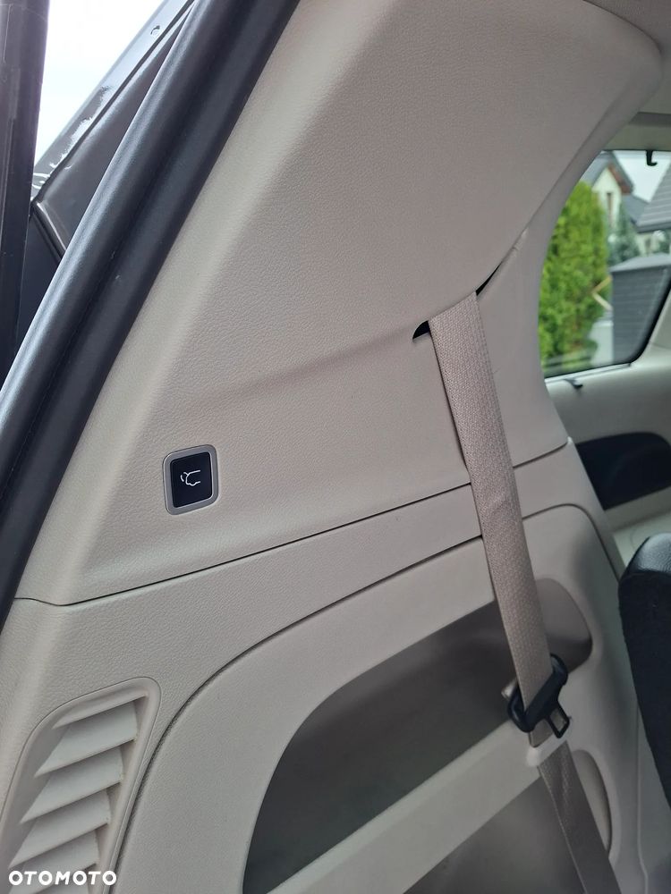 Chrysler Pacifica - 21