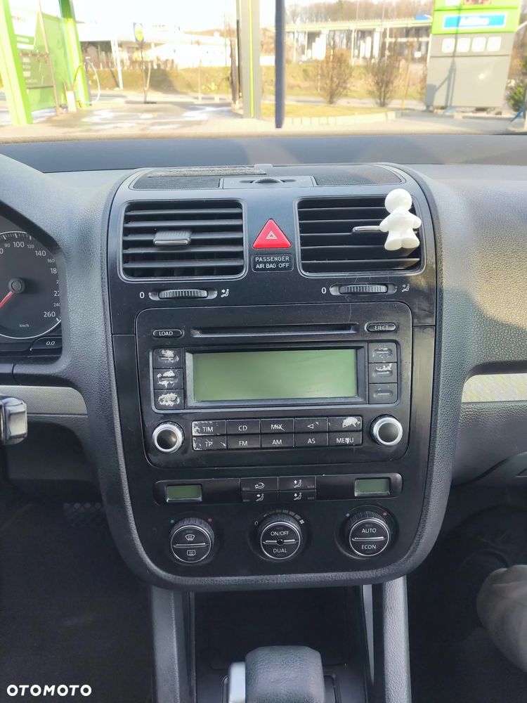 Volkswagen Jetta 1.9 TDI Comfortline DSG - 15