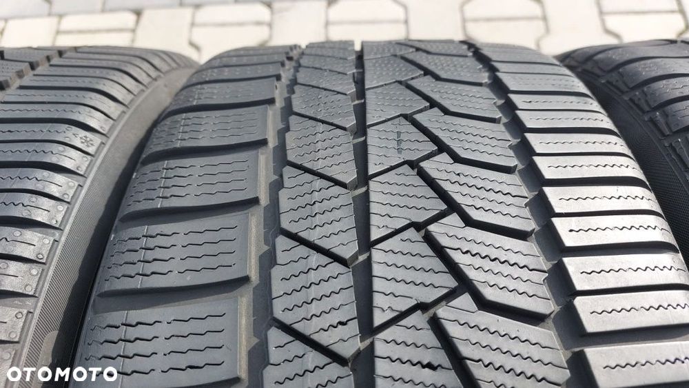 Opony Continental 245 35 R19 - 4
