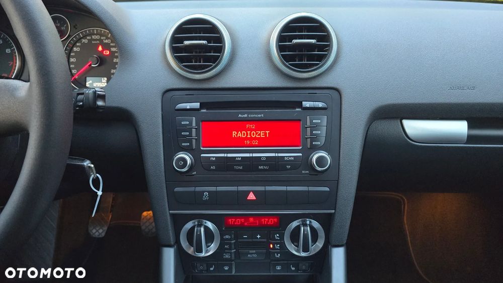 Audi A3 Sportback - 16