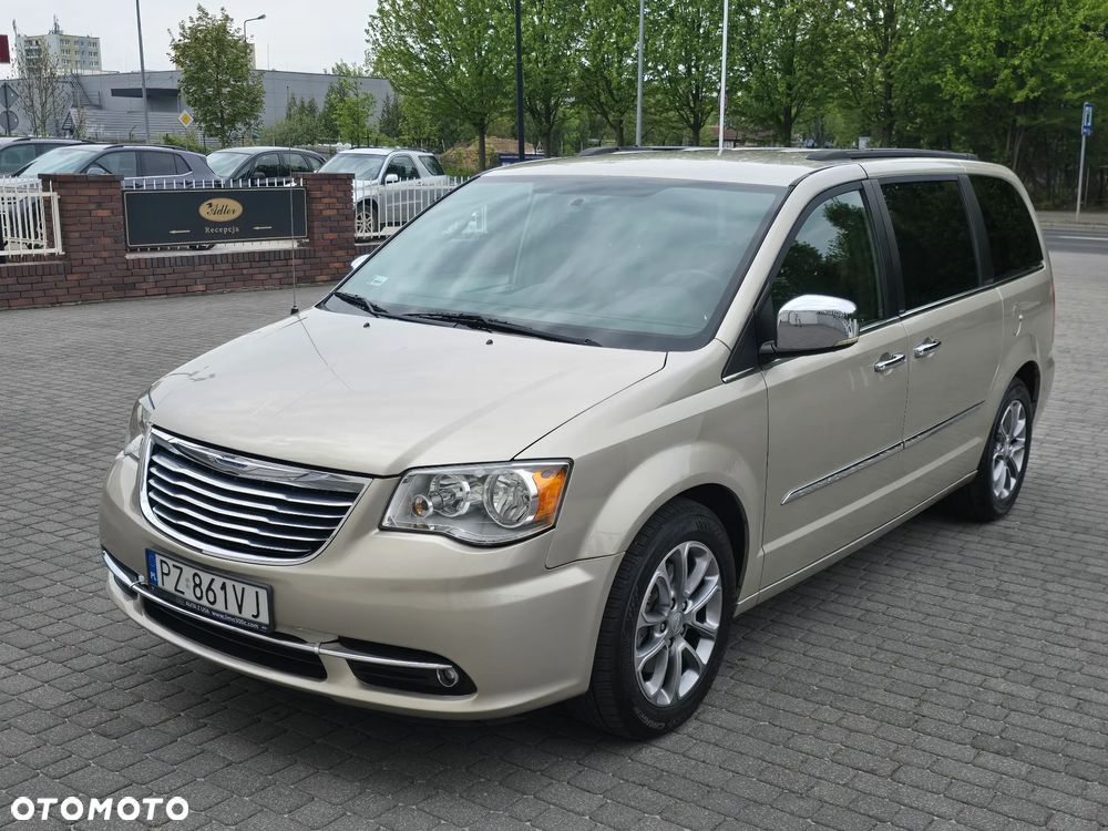 Chrysler Town & Country 3.6 Limited - 2