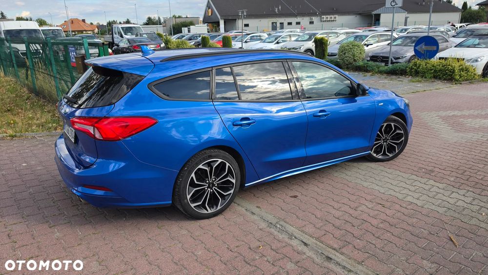 Ford Focus SW 2.0 EcoBlue S&S ST-LINE - 17