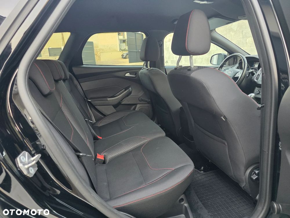 Ford Focus SW - 29