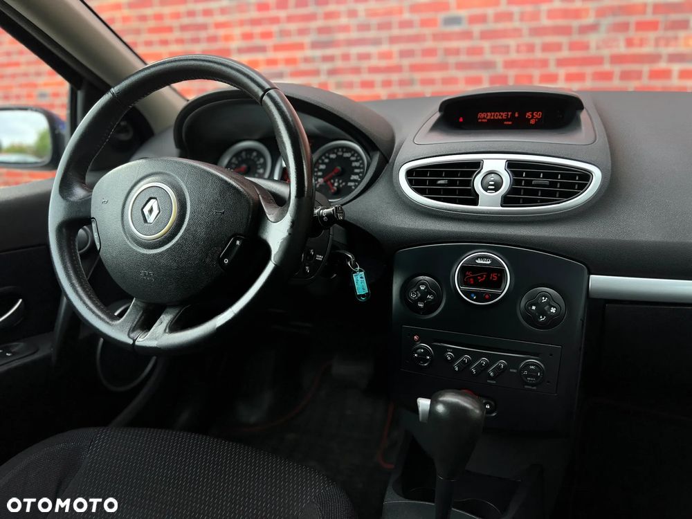 Renault Clio - 7