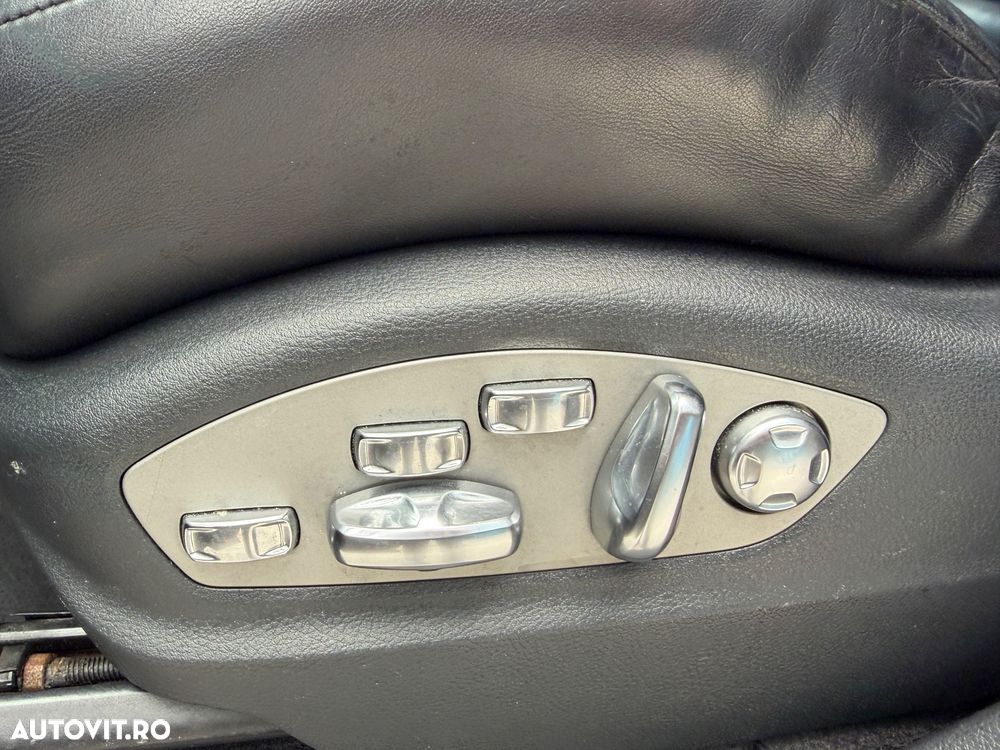 Porsche Cayenne Platinum Edition - 18