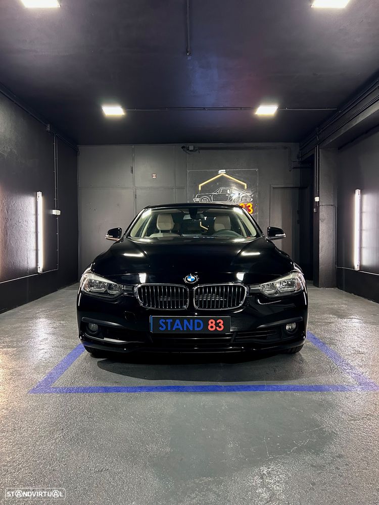 BMW 330 e iPerformance Line Luxury - 3