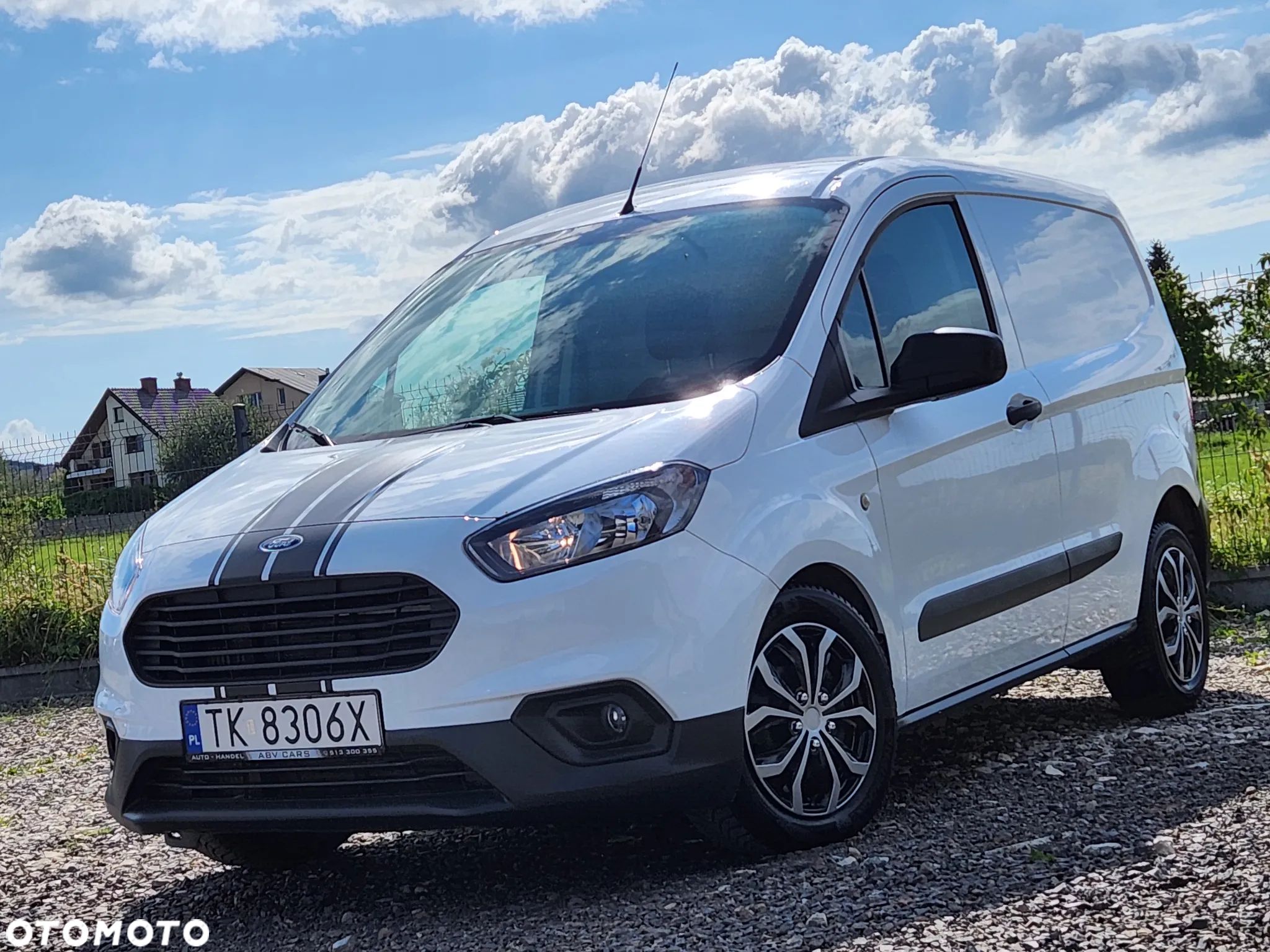 Ford Transit courier - 1