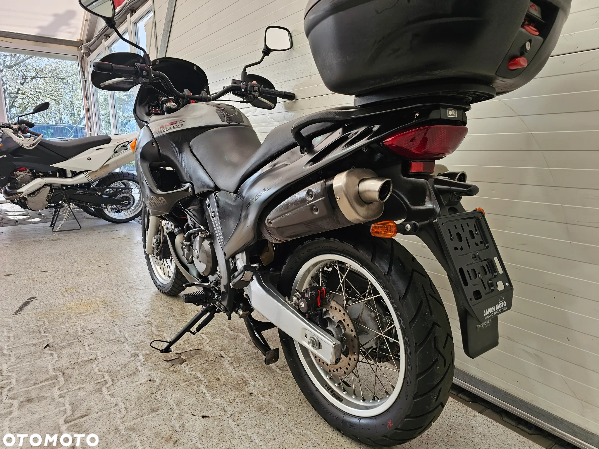 Aprilia Pegaso - 8