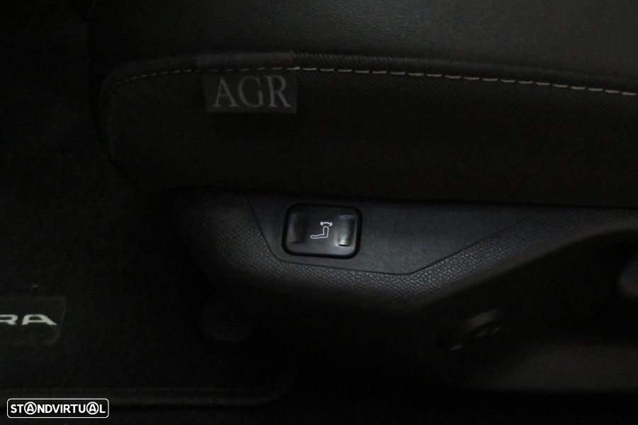 Opel Astra 1.2 T GS - 26
