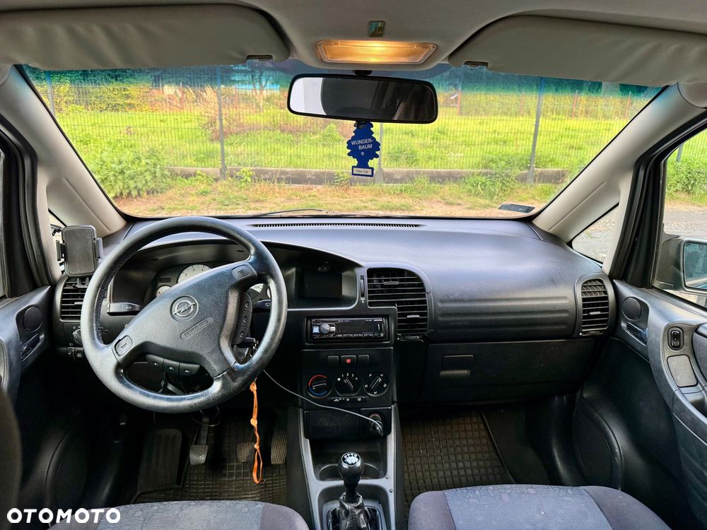 Opel Zafira 1.8 16V Elegance - 20