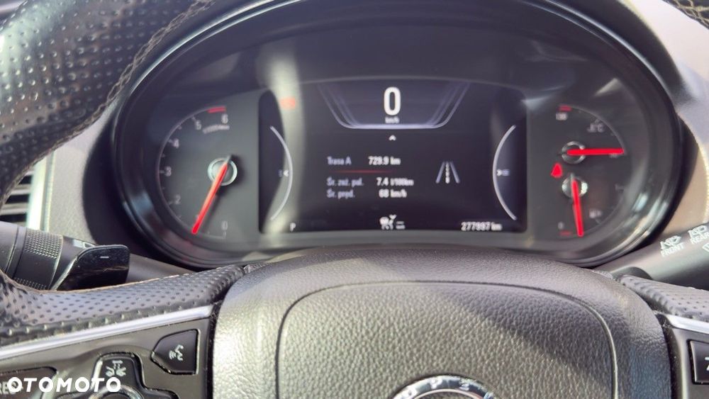 Opel Insignia 2.0 Bi Turbo CDTI Tour - 11