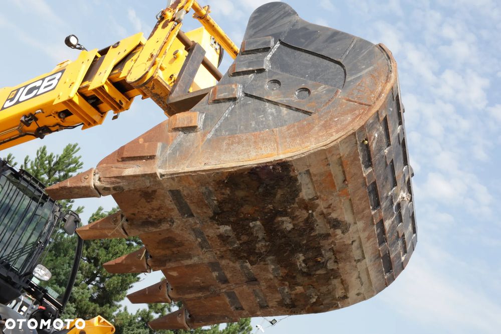 Duża Łyżka kopiąca 1.8m3 do gąsienicy złącze Verachtert CW40 - 28
