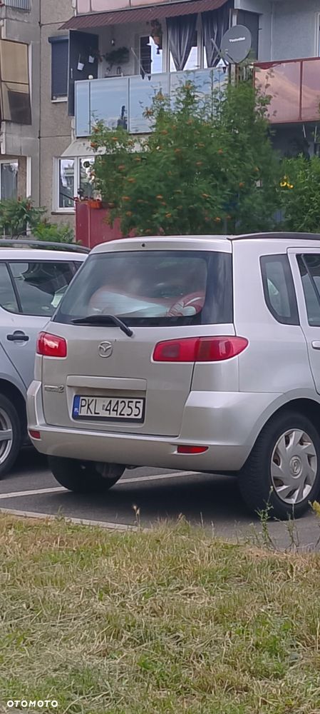 Mazda 2 - 6