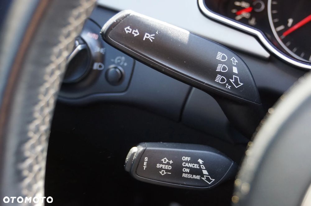 Audi A5 Cabrio 2.0 TDI DPF multitronic - 23