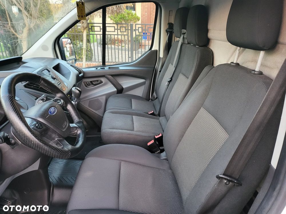 Ford Transit Custom - 23