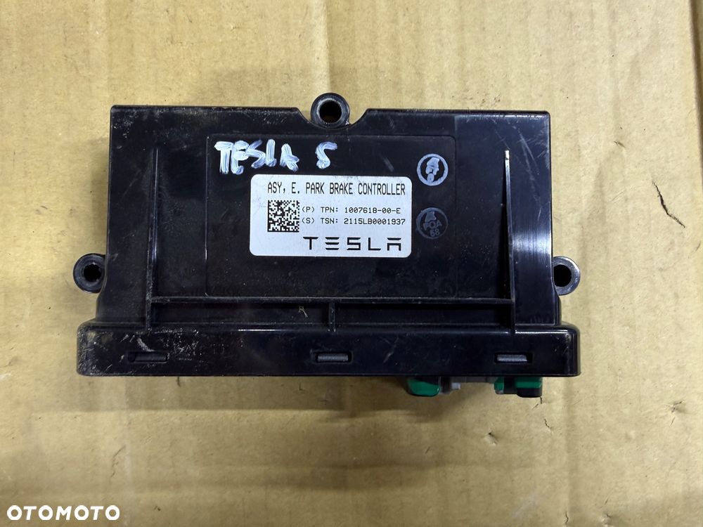 Moduł hamulca Tesla Model S P85D Nr. 1007618-00-E. - 1