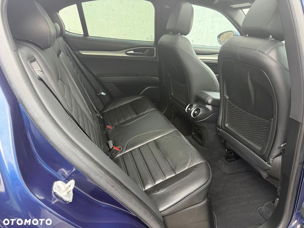 Alfa Romeo Stelvio 2.0 Turbo Executive Q4 - 17