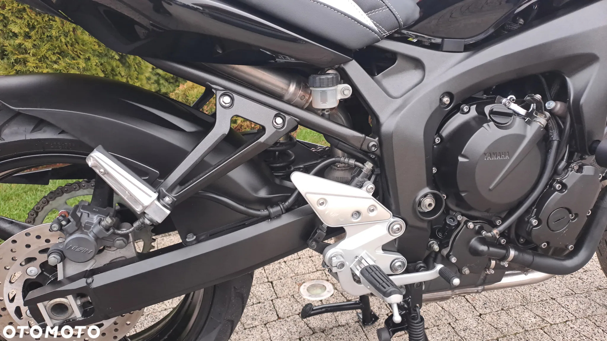 Yamaha FZ - 23