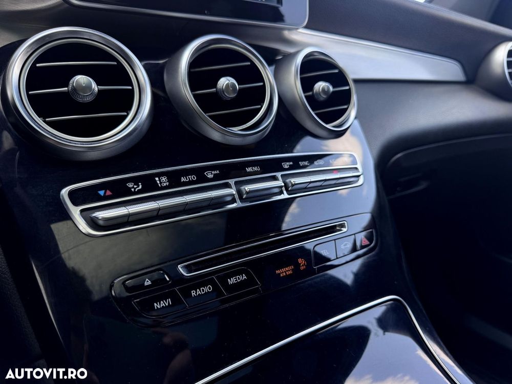 Mercedes-Benz GLC - 17