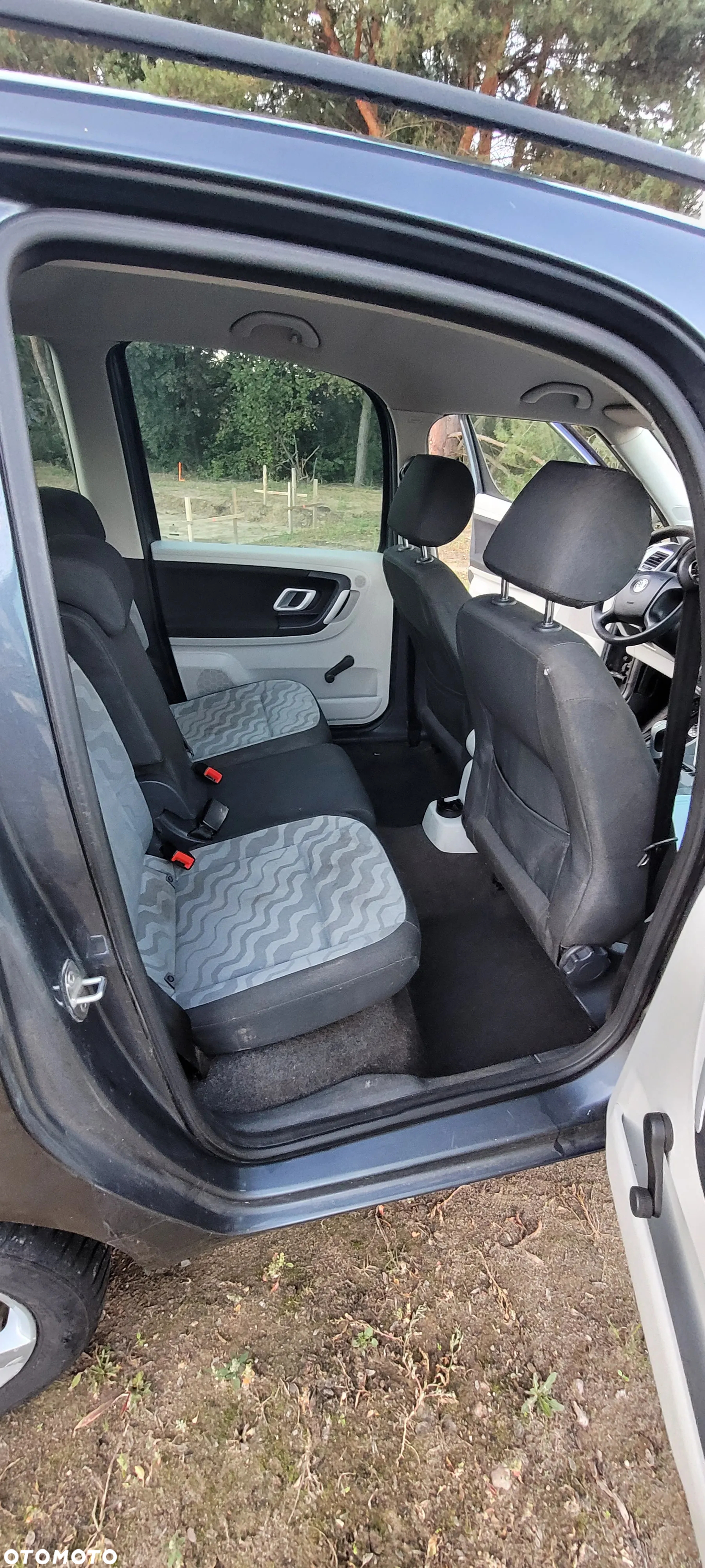 Skoda Roomster 1.6 16V Comfort - 22