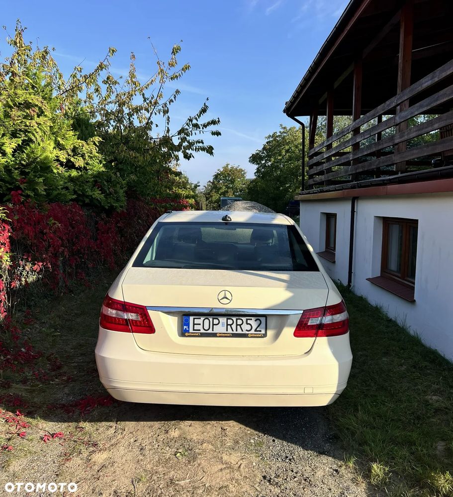 Mercedes-Benz Klasa E - 6