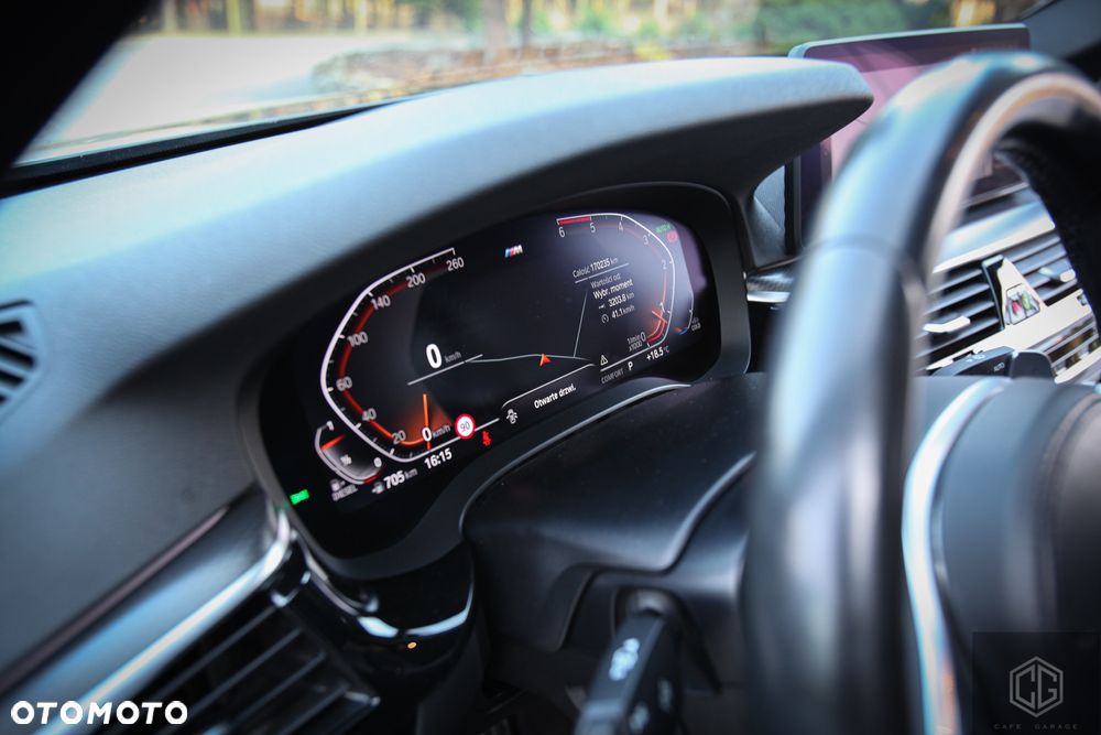 BMW Seria 5 520d xDrive M Sport sport - 36