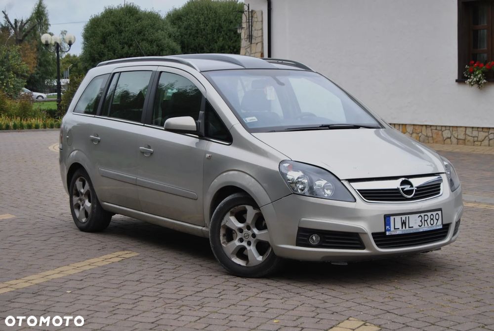 Opel Zafira 1.9 CDTI Cosmo - 2